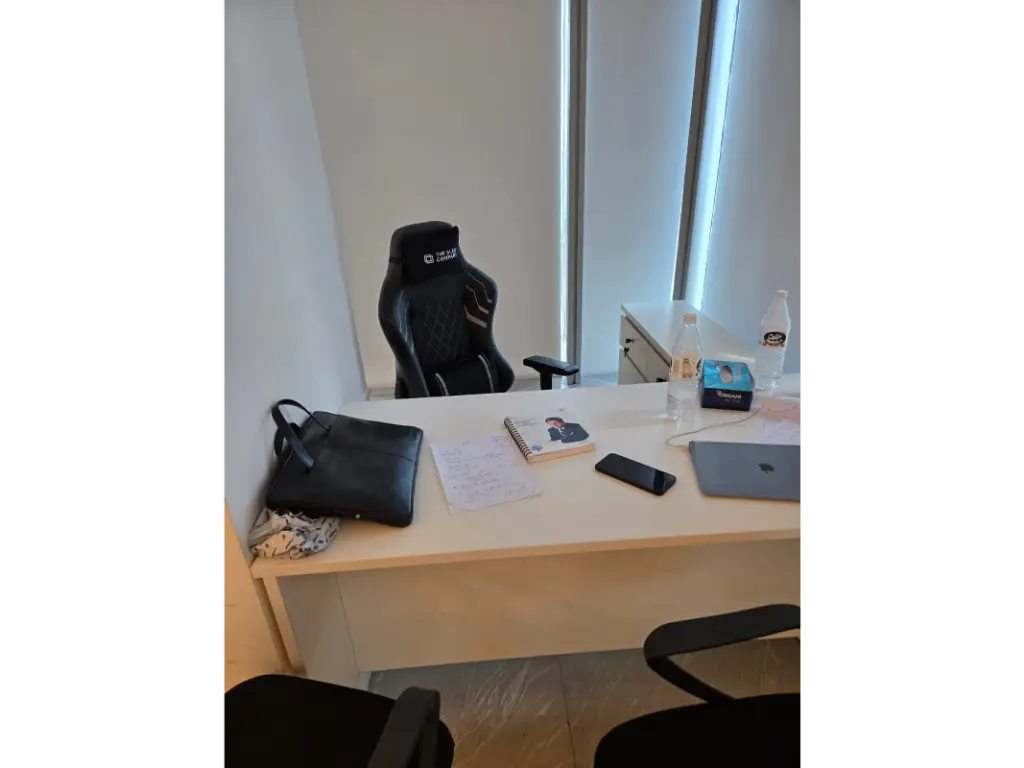 402011876_SEC 18  (9).webp